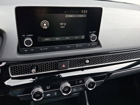 Certified 2025 Honda Civic Sport image 15