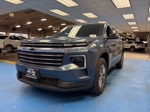 New 2026 Chevrolet Traverse LT image 11