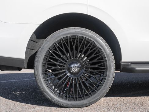 New 2025 Ford Expedition Active AWD/4WD image 12
