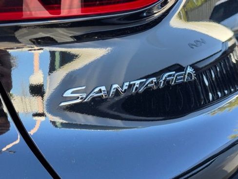 Used 2023 Hyundai Santa Fe SEL w/ Premium Package image 3