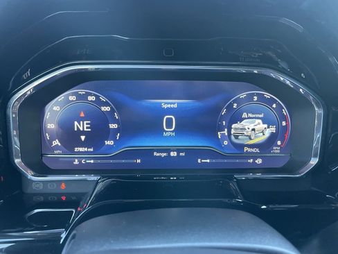 Used 2024 Chevrolet Silverado 3500 LTZ w/ LTZ Plus Package image 9