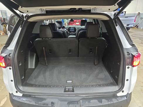 Used 2019 Chevrolet Traverse RS image 15
