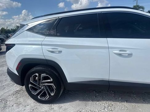Used 2025 Hyundai Tucson Limited FWD image 5