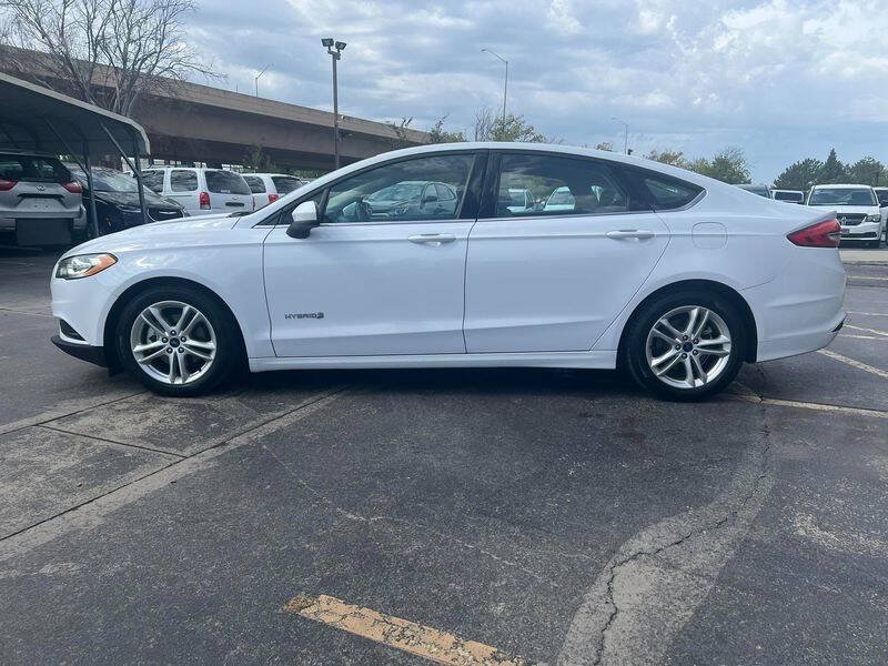 Used 2018 Ford Fusion S FWD image 2