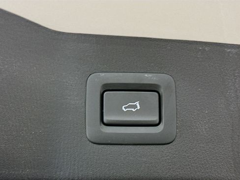 Used 2025 MAZDA CX-5 AWD 2.5 S w/ Preferred Package image 32