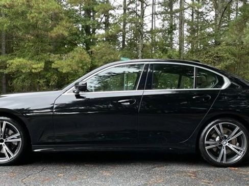 Used 2021 BMW 330i Sedan w/ Convenience Package image 5