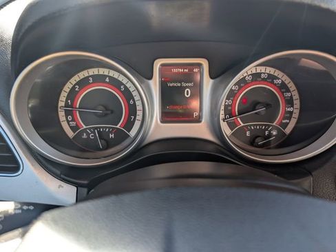 Used 2015 Dodge Journey FWD image 42