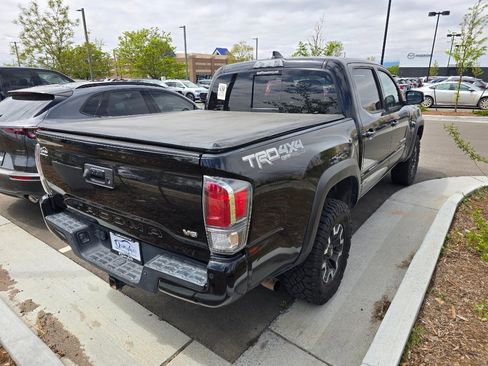 Used 2020 Toyota Tacoma TRD Off-Road w/ Technology Package AWD/4WD image 14
