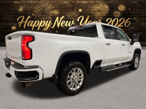Used 2025 Chevrolet Silverado 2500 LTZ w/ Z71 Chrome Sport Edition image 8