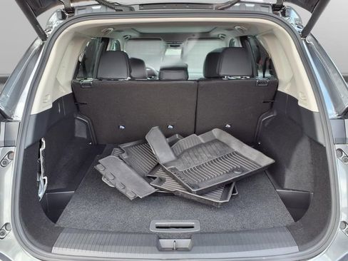 Used 2026 Nissan Rogue SV w/ SV Premium Package FWD image 27
