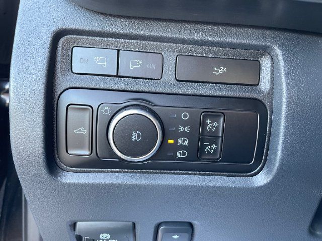 Used 2023 Ford F250 Lariat w/ Black Appearance Package AWD/4WD image 27