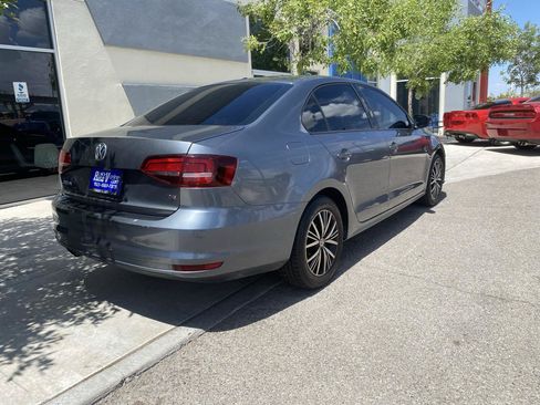 Used 2018 Volkswagen Jetta Wolfsburg Edition FWD image 5