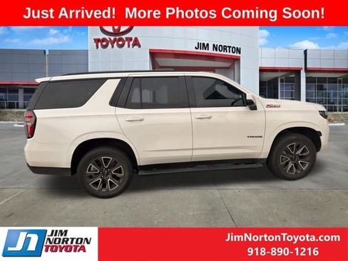 Used 2022 Chevrolet Tahoe Z71 w/ Luxury Package image 8