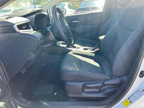 Used 2021 Toyota Corolla LE FWD image 6
