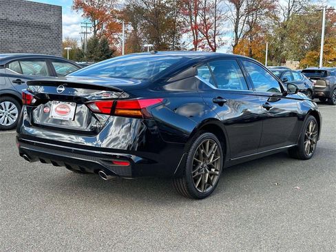 New 2025 Nissan Altima 2.5 SR image 5