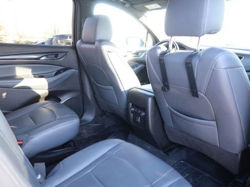 Used 2023 Buick Enclave Essence AWD/4WD image 16