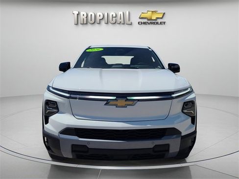 New 2026 Chevrolet Silverado EV LT image 8