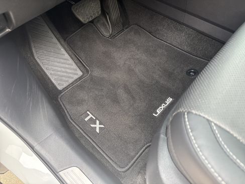Used 2025 Lexus TX 350 AWD w/ Technology Package image 17