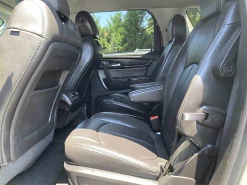 Used 2016 GMC Acadia SLT AWD/4WD image 13