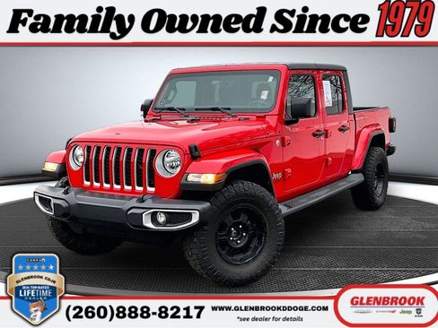 Used 2023 Jeep Gladiator Overland image 1