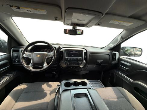 Used 2018 Chevrolet Silverado 1500 LT AWD/4WD image 23