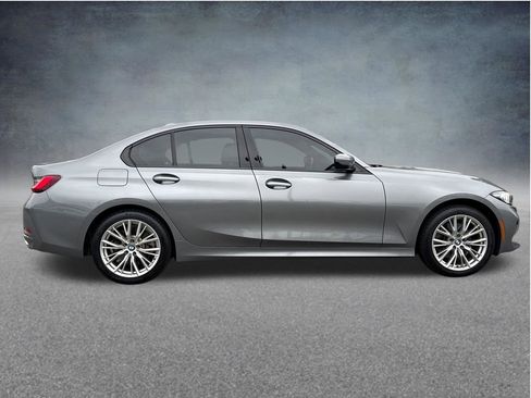 Used 2023 BMW 330i xDrive Sedan w/ Driving Assistance Package AWD/4WD image 10