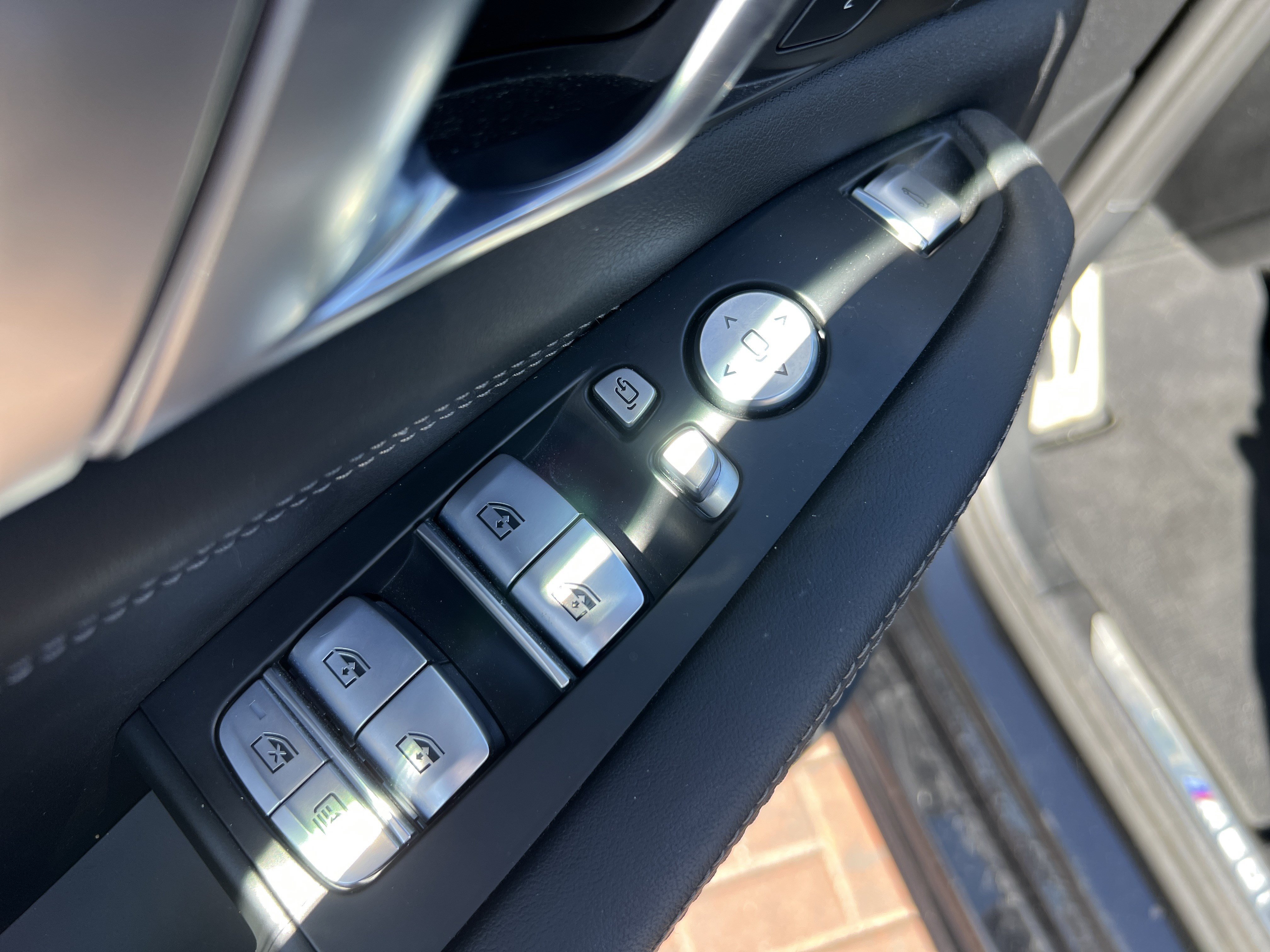 Certified 2024 BMW X7 M60i w/ Executive Package AWD/4WD image 15