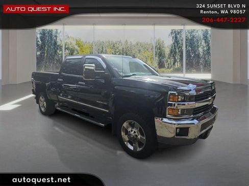 Used 2016 Chevrolet Silverado 2500 LTZ w/ LTZ Plus Package AWD/4WD image 3