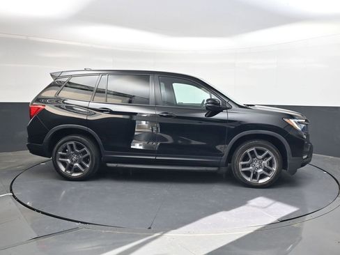 Used 2023 Honda Passport EX-L image 3