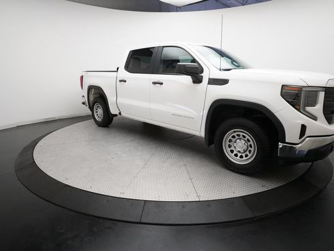 Used 2022 GMC Sierra 1500 Pro w/ Convenience Package AWD/4WD image 32