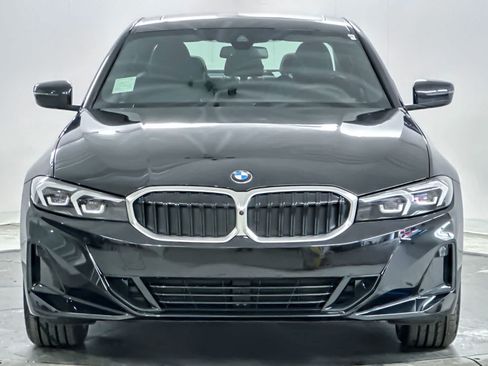 Used 2026 BMW 330i Sedan w/ Convenience Package RWD image 10