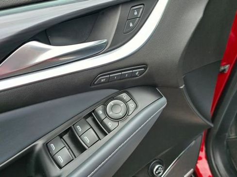 Used 2024 Buick Enclave Premium image 16