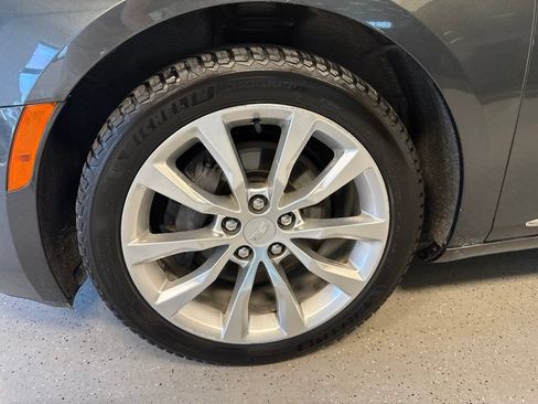 Used 2017 Cadillac XTS Luxury FWD image 18