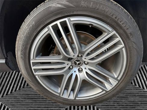 Used 2022 Mercedes-Benz GLS 450 GLS 450 image 35