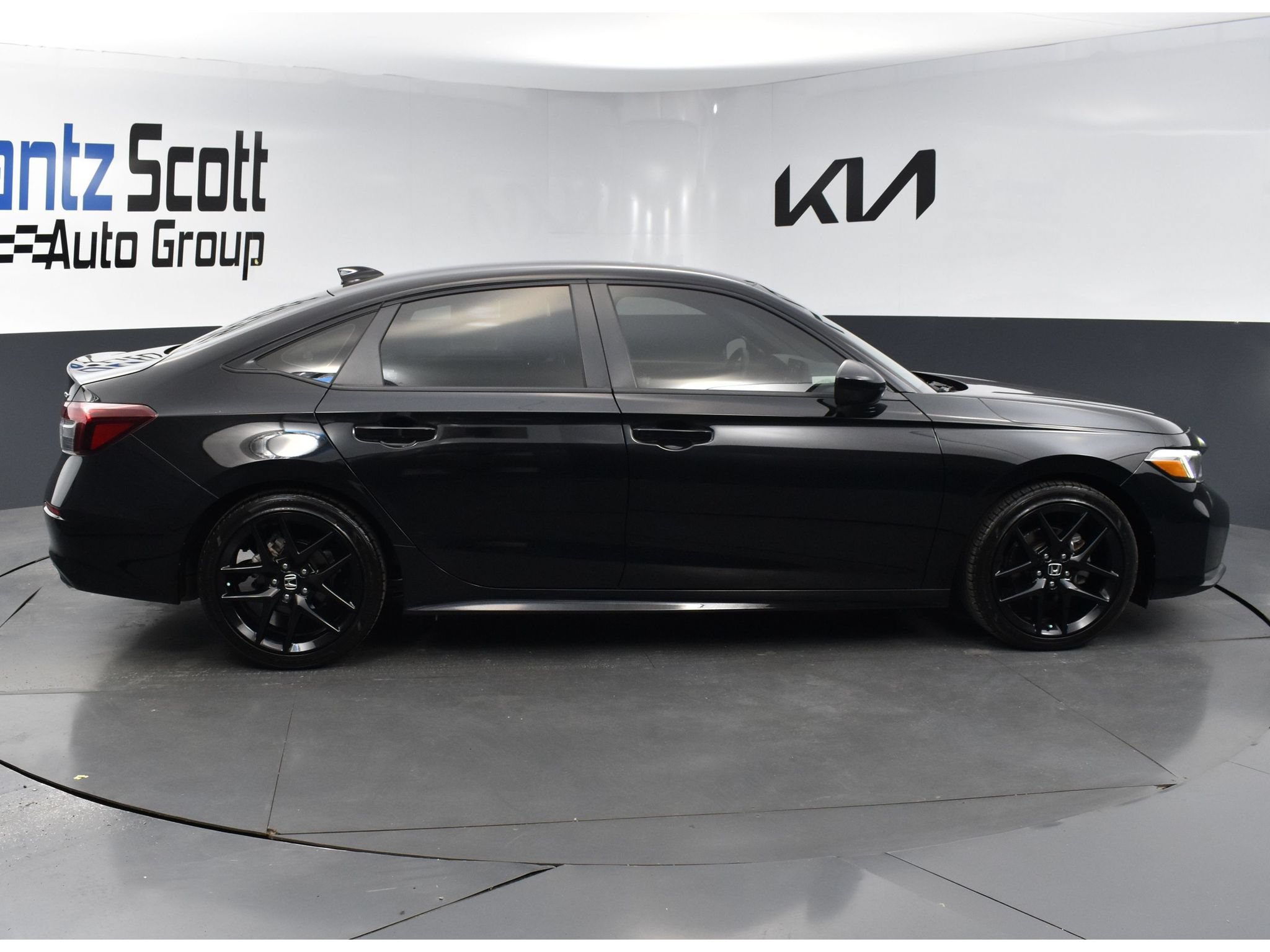Used 2025 Honda Civic Sport image 6