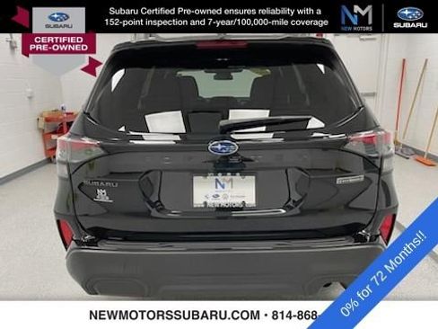 Used 2025 Subaru Forester Premium image 5