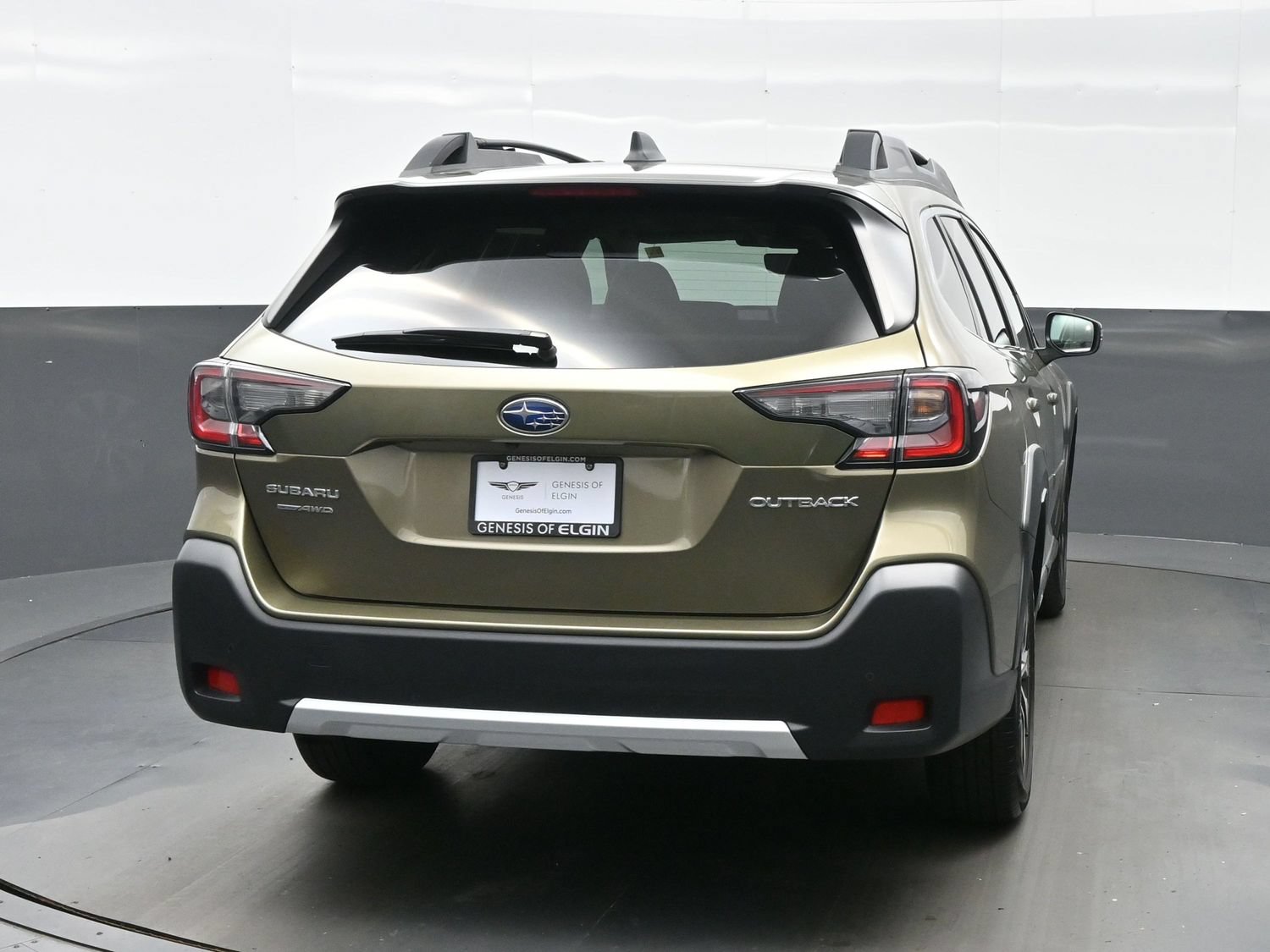 Used 2024 Subaru Outback Limited AWD/4WD image 5