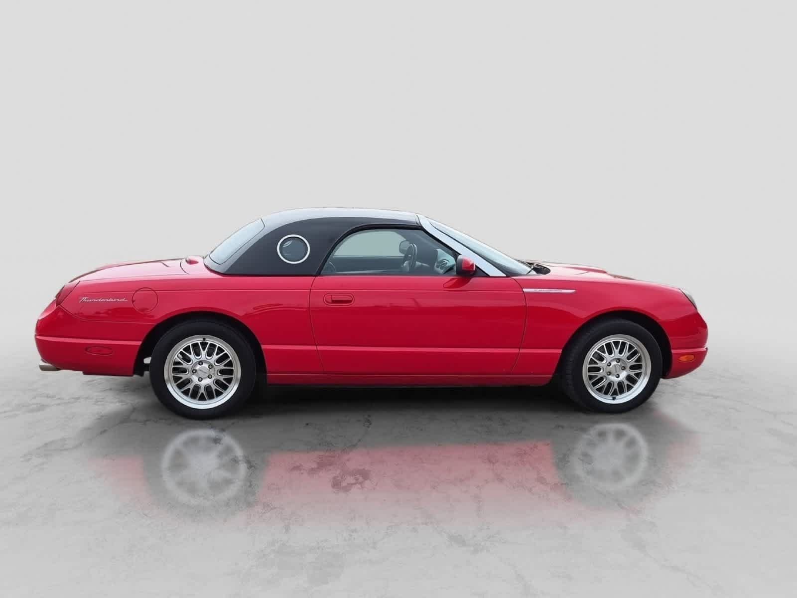 Used 2005 Ford Thunderbird RWD image 9