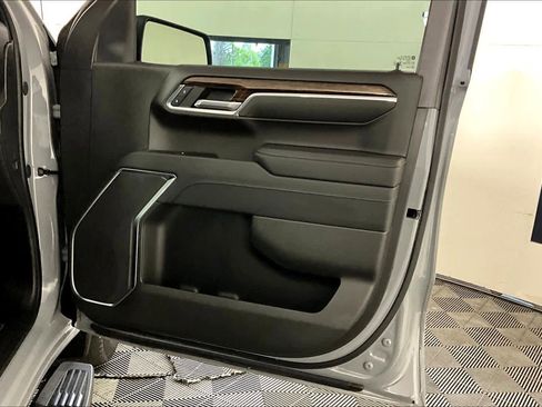 Used 2024 GMC Sierra 1500 Elevation image 22