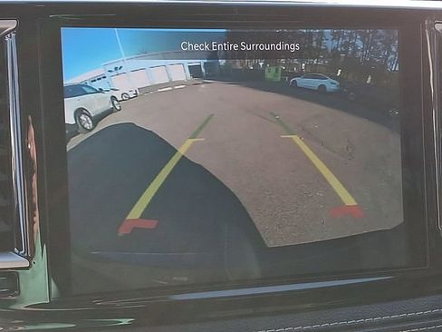 Used 2024 Chrysler Pacifica Limited FWD image 19