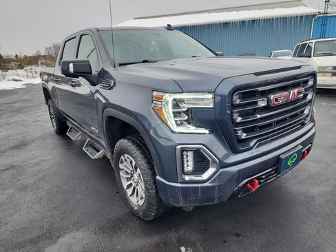Used 2021 GMC Sierra 1500 AT4 image 2