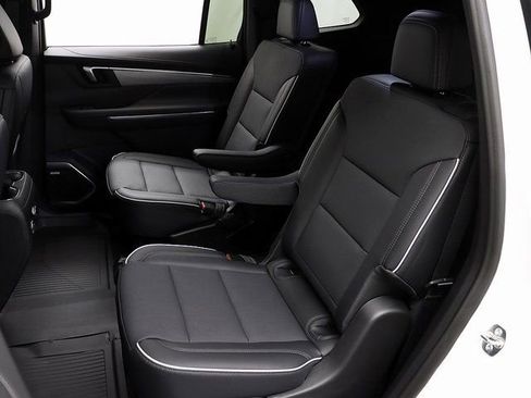 New 2026 Buick Enclave Preferred w/ LPO, Floor Liner Package image 11