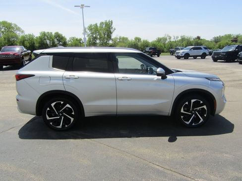 Used 2022 Mitsubishi Outlander SEL AWD/4WD image 8