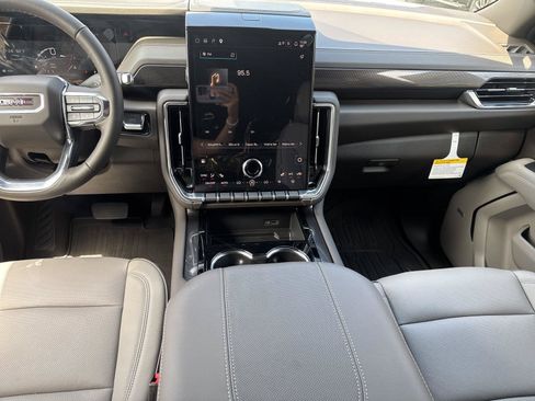 New 2026 GMC Yukon Elevation RWD image 14