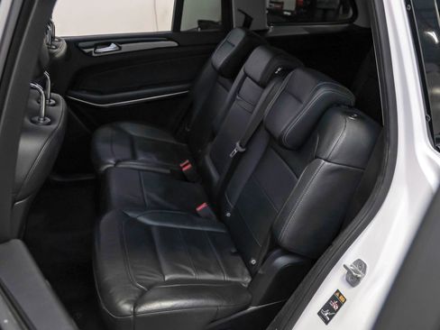 Used 2018 Mercedes-Benz GLS 550 GLS 550 4MATIC Sport Utility 4 w/ Driver Assistance Package image 33