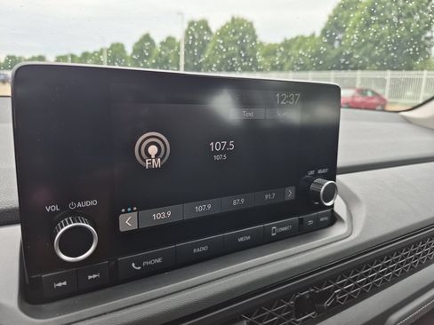 Used 2023 Honda Accord LX image 18