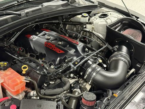 Used 2018 Chevrolet Camaro SS image 60