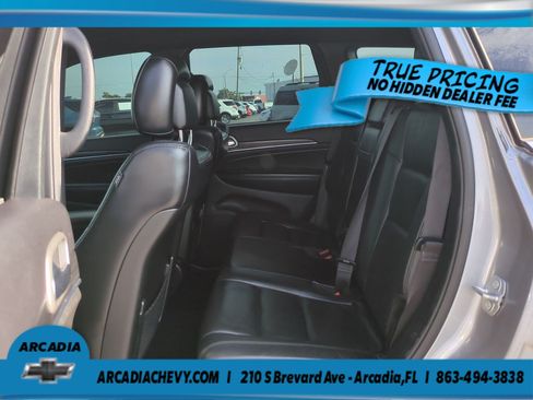 Used 2019 Jeep Grand Cherokee Limited AWD/4WD image 14