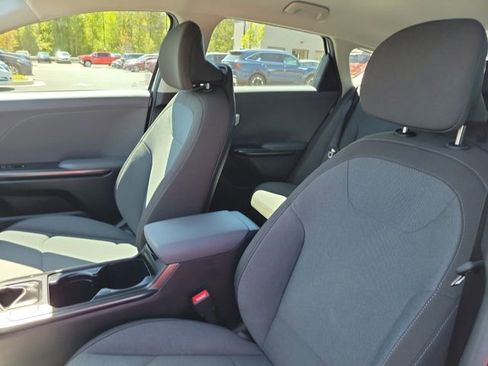 New 2026 Kia K4 LXS image 16