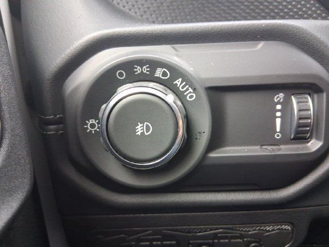 Used 2026 Jeep Wrangler Unlimited Rubicon AWD/4WD image 40